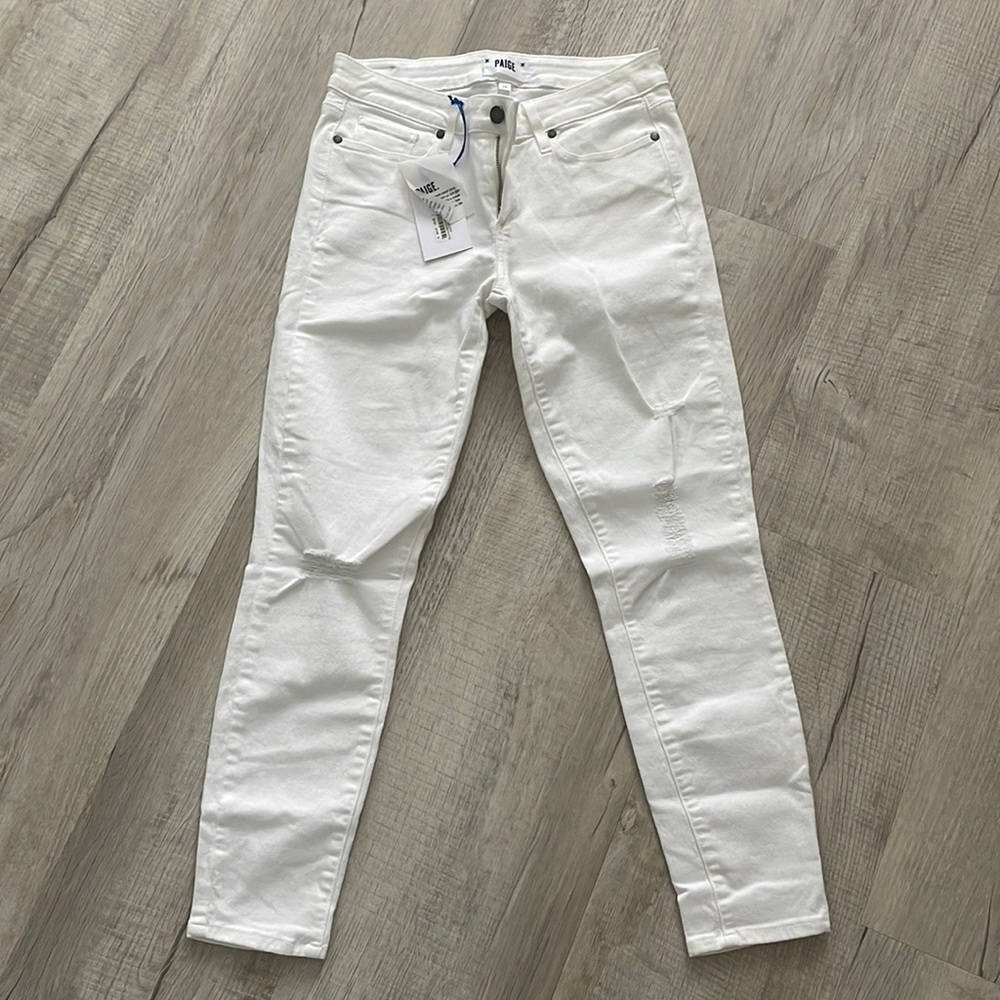 Paige jeans brand new , verdugo crop crystal white destructed size 28